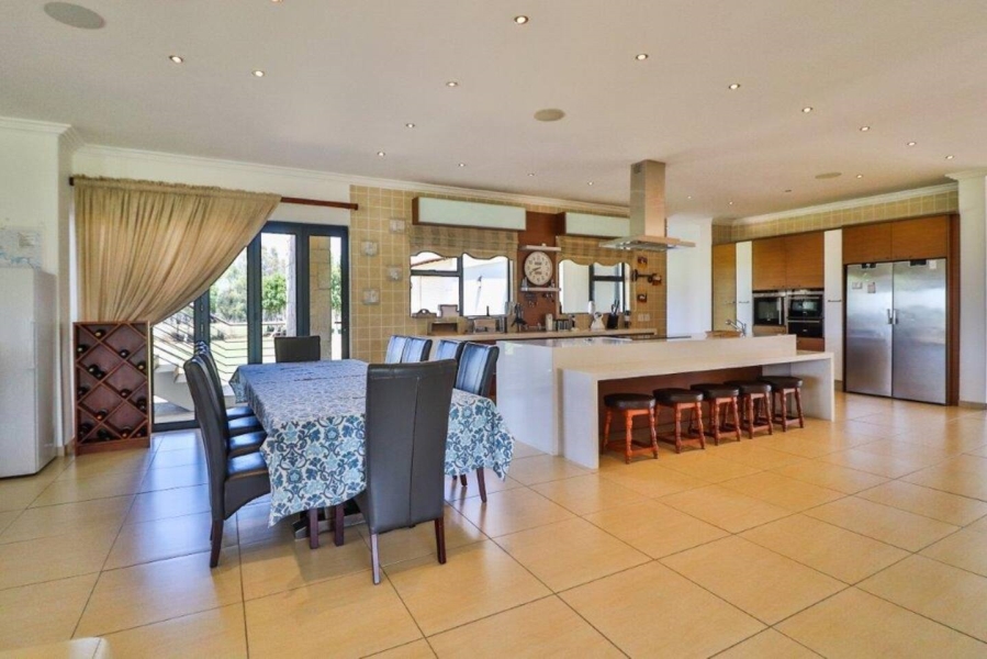 7 Bedroom Property for Sale in Oranjeville Free State